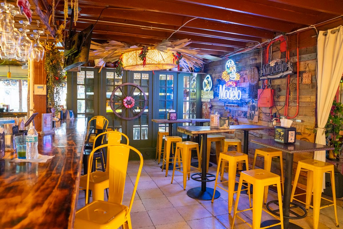 Photo of La Mexicana Taco Bar